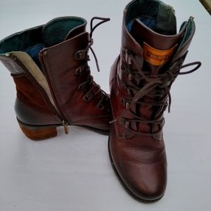 Pikolinos vintage brown leather boots